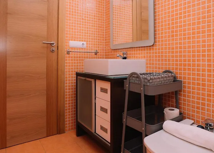 Comodo Luminoso Y Centrico By Daire